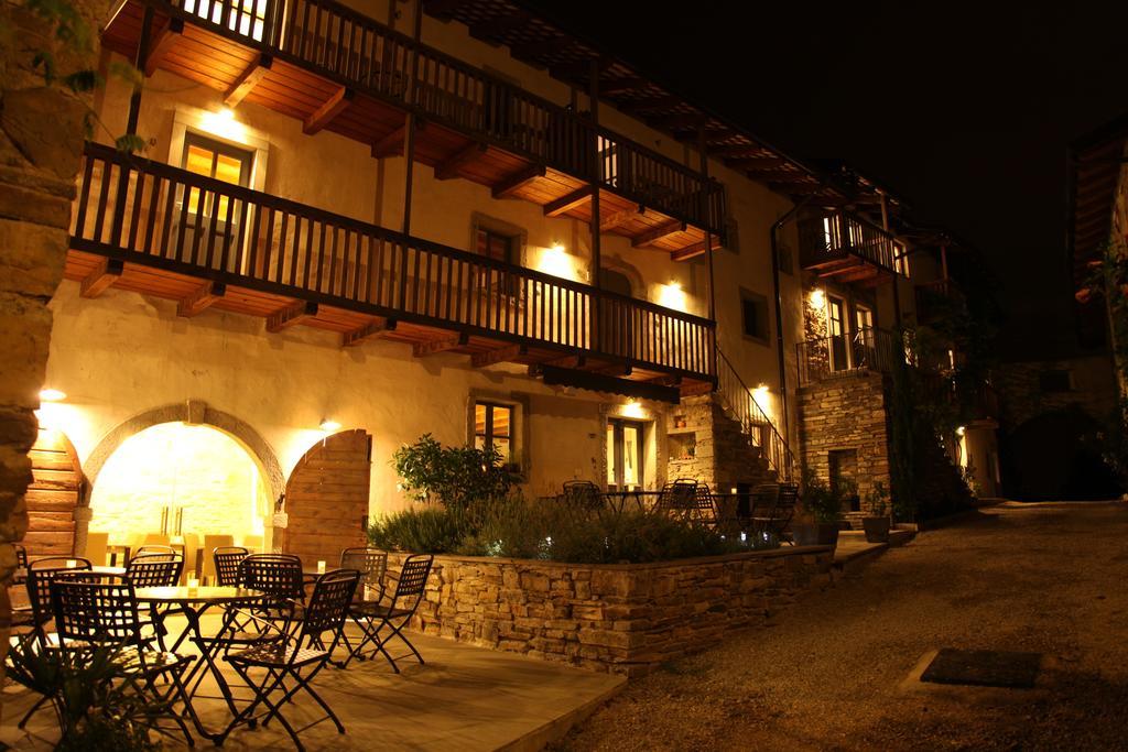 Boutique Hotel Dvor Dobrovo Esterno foto